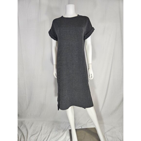 ENTRO Charcoal Ribbed Short Sleeve Round Neck Side Slit Maxi Dress - Picture 1 of 4